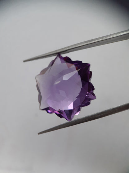 Natural medium to deep purple Amethyst - 19.14 ct - hexagon - unheated - certified by NGB - Natural Gems Belgium