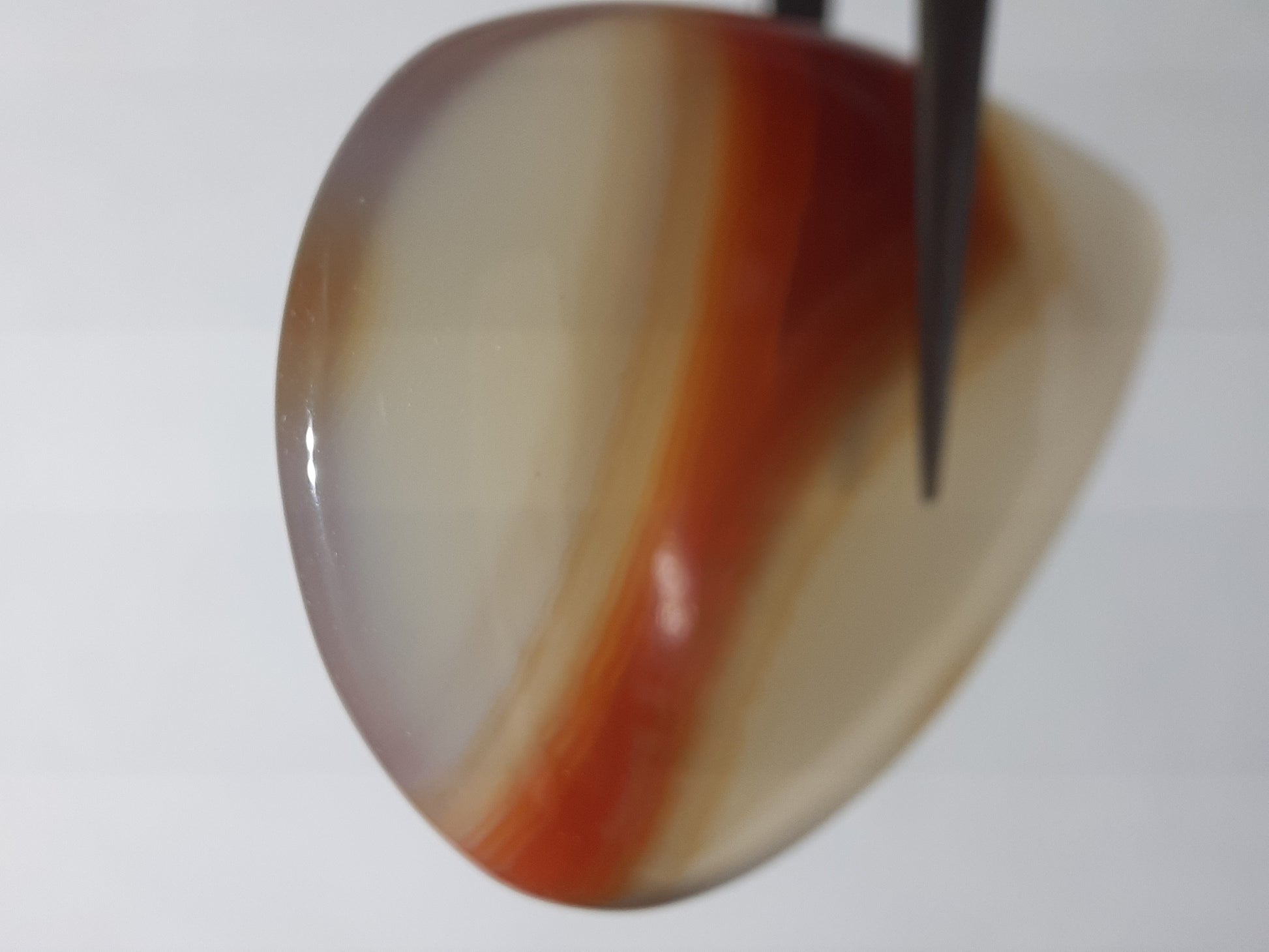 Natural orangy red and orangy milky white Lake Superior Agate - 49.60 ct - pear Cabochon - unheated - certified by NGB - Natural Gems Belgium