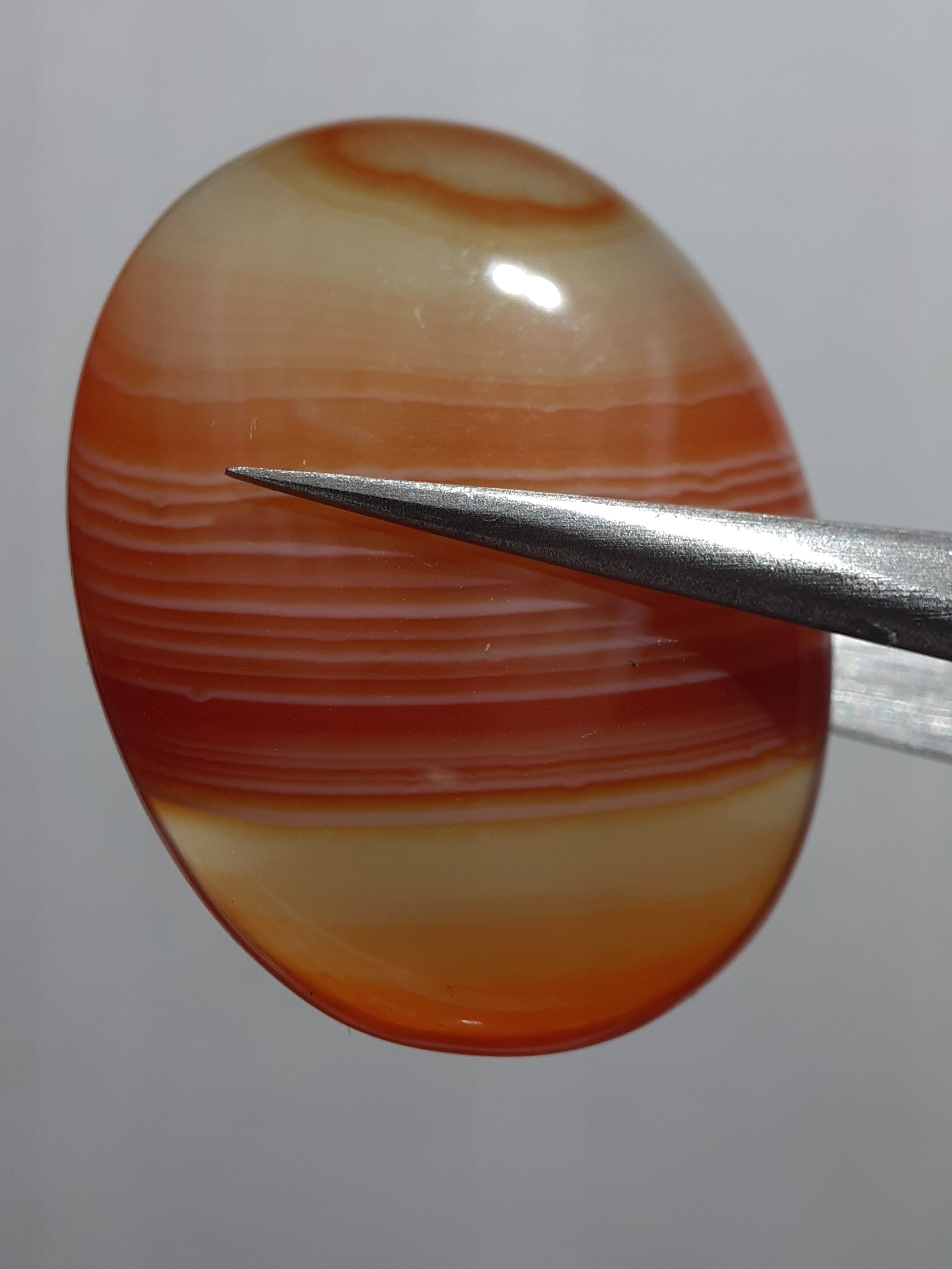 Natural orange orangy red and red Lake Superior Agate - 34.92 ct - oval Cabochon - unheated - certified by NGB - Natural Gems Belgium