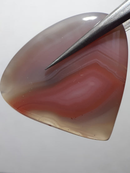 Natural red purplish grey Botswana Agate - 42.20 ct - pear Cabochon - unique colors - certified by NGB - Natural Gems Belgium