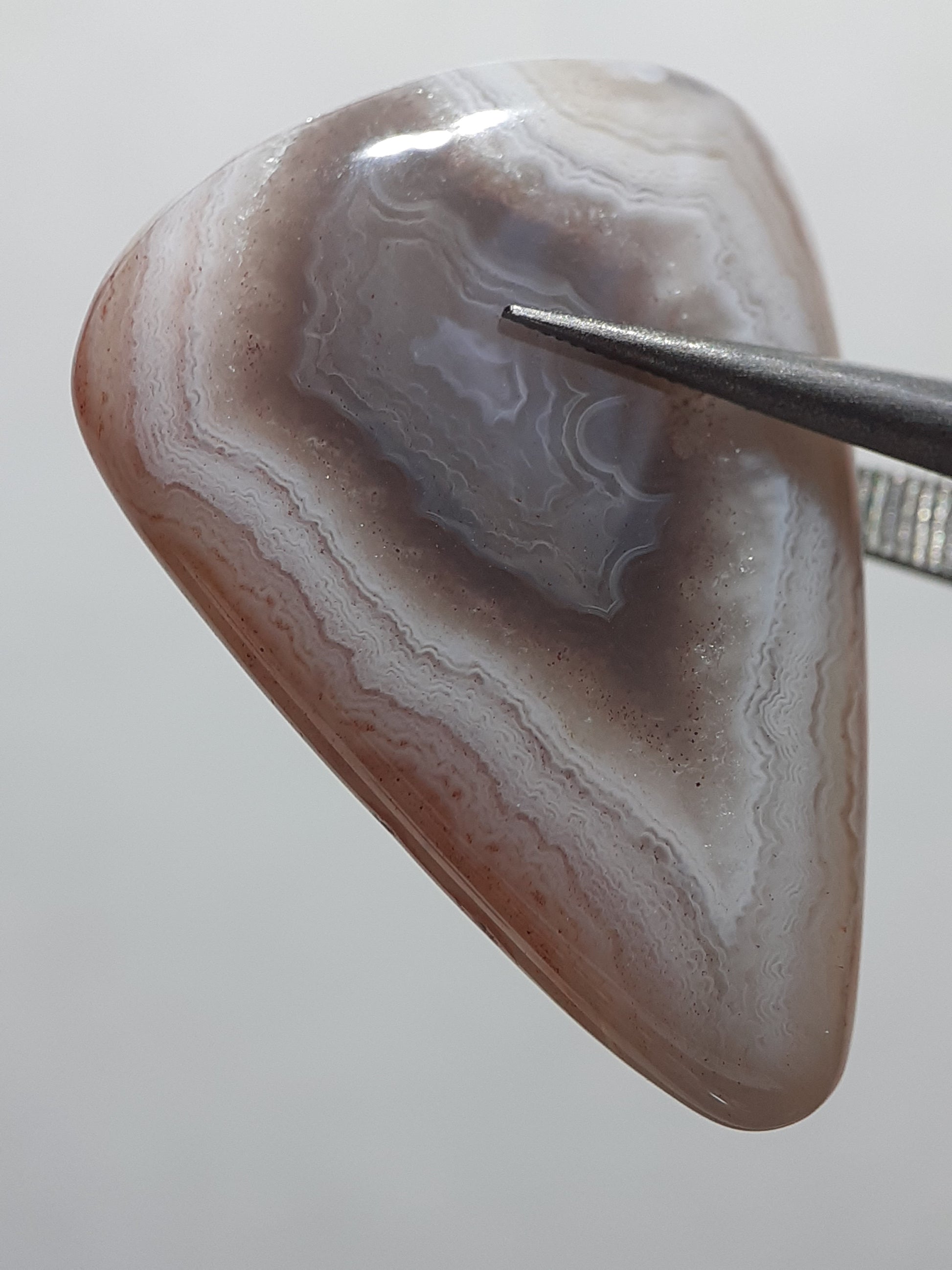 Natural Light brown white laced Botswana Agate - 20.18 ct - pear Cabochon - Amazing color and pattern - Natural Gems Belgium