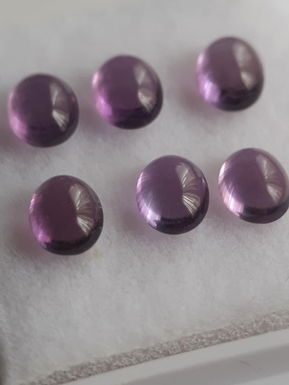 Natural purple Amethyst - set of 6 - 2.21 tcw - oval cabochon - approx 5 x 4 mm - unheated - Natural Gems Belgium