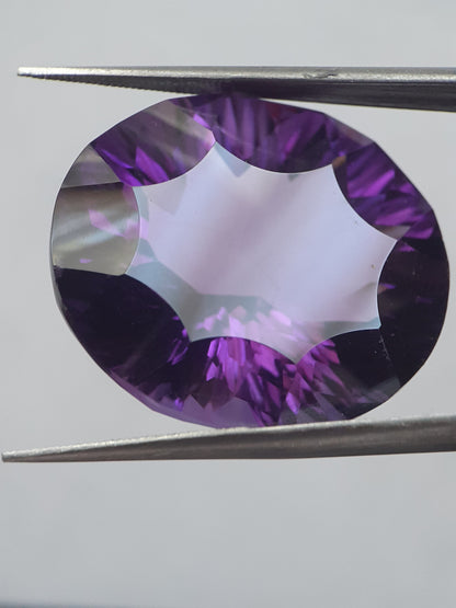 Natural deep purple Amethyst - 36.60 ct - Oval - AAA+ - unheated - certified by NGB - Natural Gems Belgium