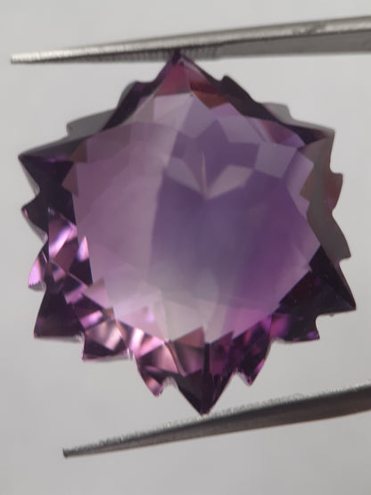 Natural deep purple Amethyst - 33.13 ct - AAA grade - hexagon snowflake - unheated - Natural Gems Belgium