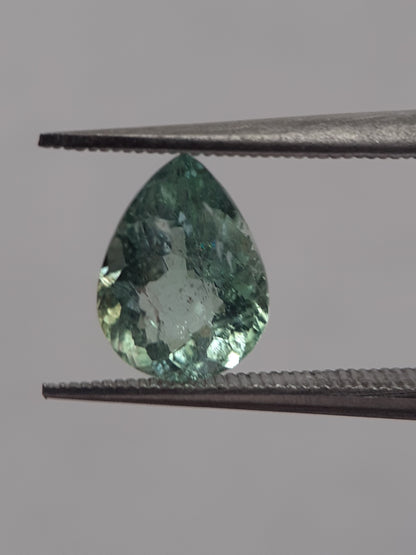 Natural light green Tourmaline - 1.18 ct - pear - unheated - certified by NGB - Natural Gems Belgium