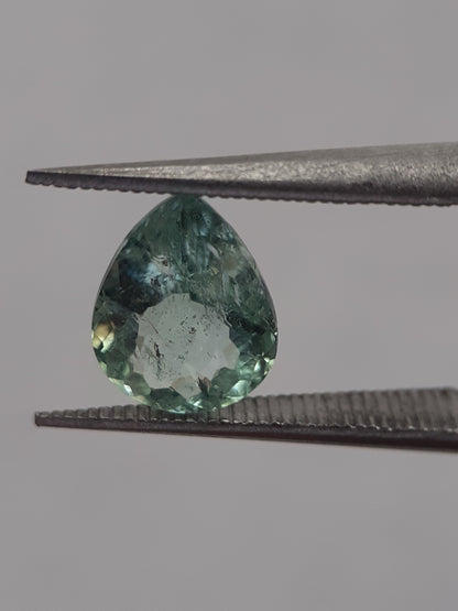 Natural light green Tourmaline - 1.18 ct - pear - unheated - certified by NGB - Natural Gems Belgium