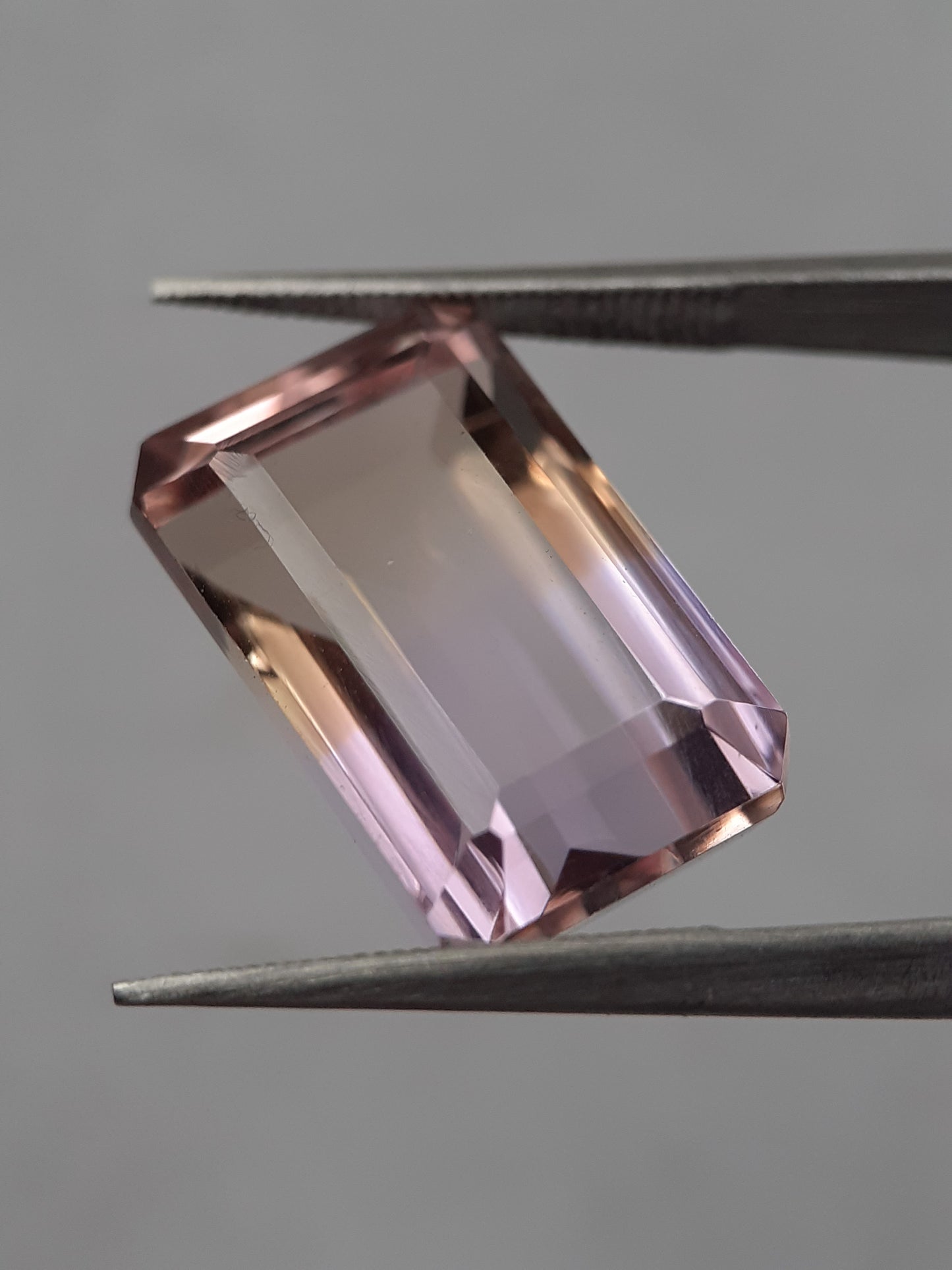 Natural purple and yellow Ametrine - 11.08 ct - AAA grade - octagon - unheated - Bolivia - Natural Gems Belgium