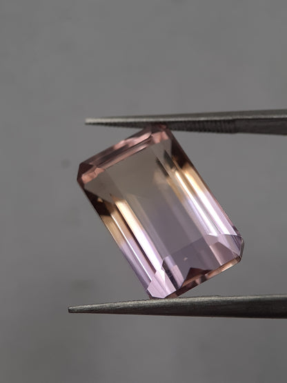 Natural purple and yellow Ametrine - 11.08 ct - AAA grade - octagon - unheated - Bolivia - Natural Gems Belgium