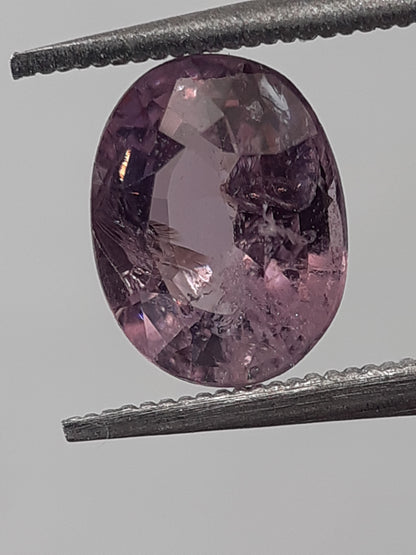 Natural Pinkish Purple spinel - 1.09 ct - oval - unheated - certified by NGB - Natural Gems Belgium