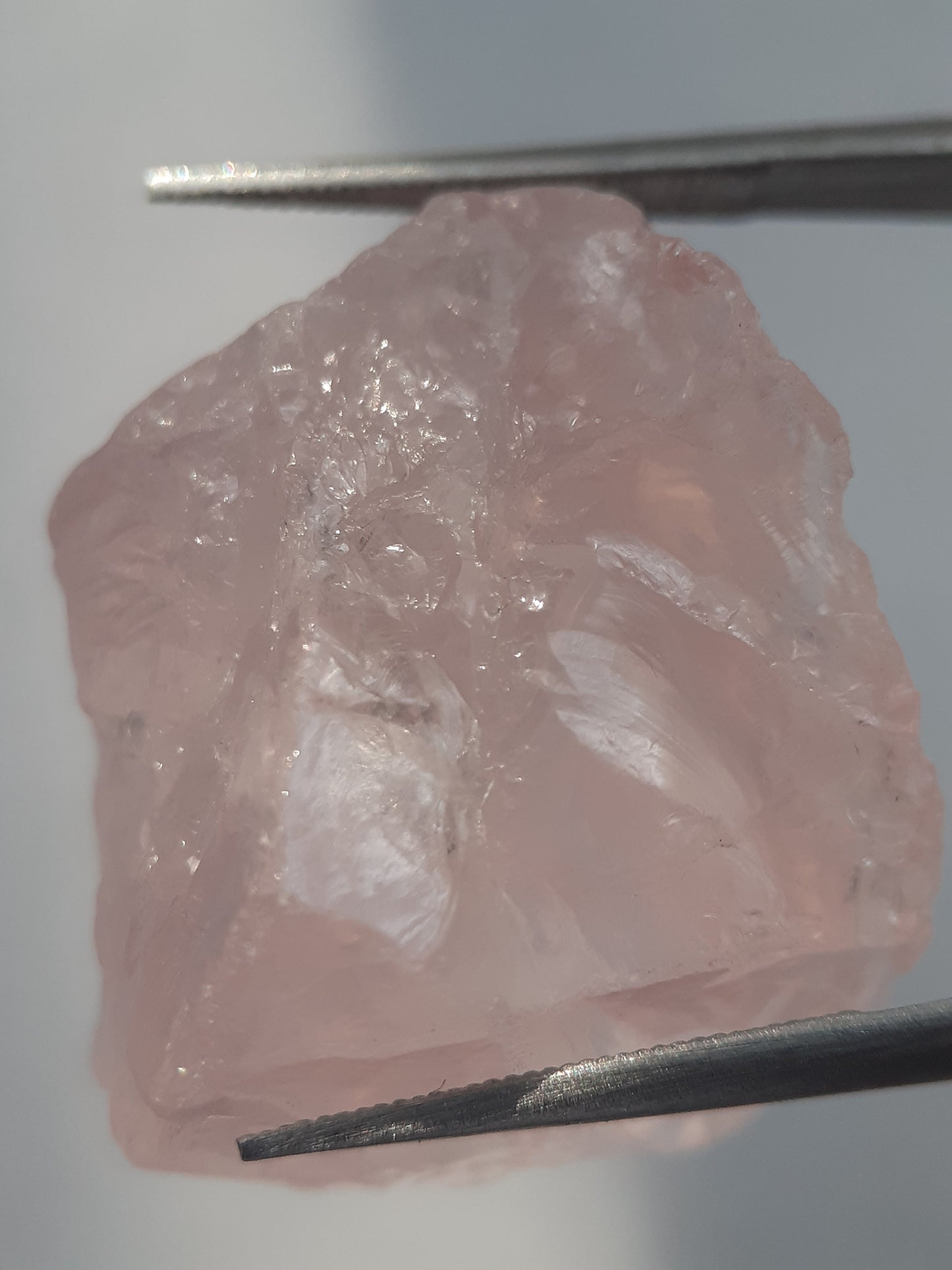 Natural Rose Quartz - 38.68 ct - Rough Gemstone - unheated - Natural Gems Belgium