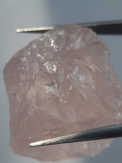 Natural Rose Quartz - 38.68 ct - Rough Gemstone - unheated - Natural Gems Belgium