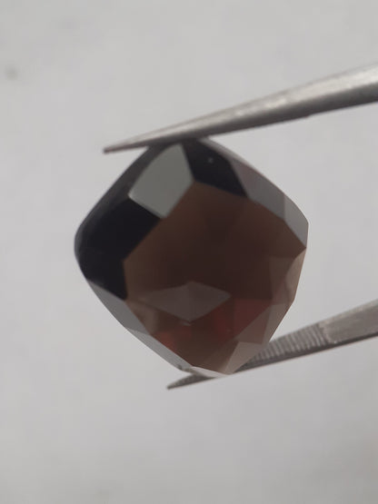 Natural deep greyish brown smoky quartz - 18.023 ct - free form  - unheated - rose cut - Natural Gems Belgium