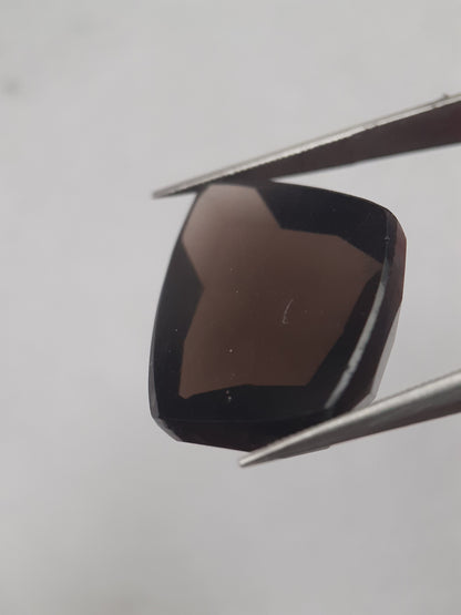 Natural deep greyish brown smoky quartz - 18.023 ct - free form  - unheated - rose cut - Natural Gems Belgium