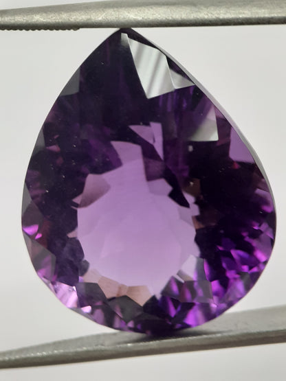 Natural deep purple Amethyst - 23.269 ct - Pear - AAA++ grade - unheated - Natural Gems Belgium