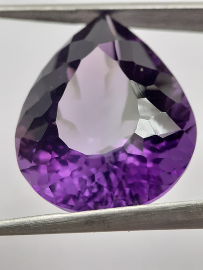 Natural deep purple Amethyst - 23.269 ct - Pear - AAA++ grade - unheated - Natural Gems Belgium