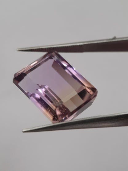 Natural purple and yellow Ametrine - 11.209 ct - octagon - certified natural - Natural Gems Belgium