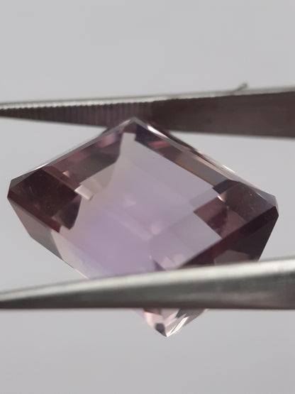 Natural purple and yellow Ametrine - 14.059 ct - AAA grade - octagon - certified natural - Natural Gems Belgium