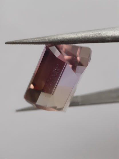 Natural purple and yellow Ametrine - 10.694 ct - AAA grade - octagon - certified natural - Natural Gems Belgium