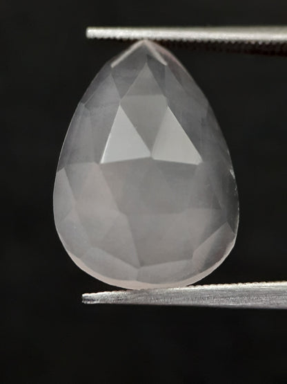 Natural light pink rose quartz - 5.703 ct - pear - rose cut - certified natural - Natural Gems Belgium