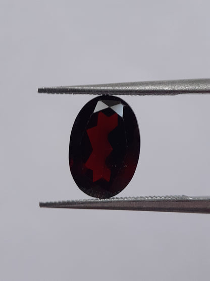 Natural red almandine Garnet - 2.620 ct - Oval - unheated - certified natural - Natural Gems Belgium