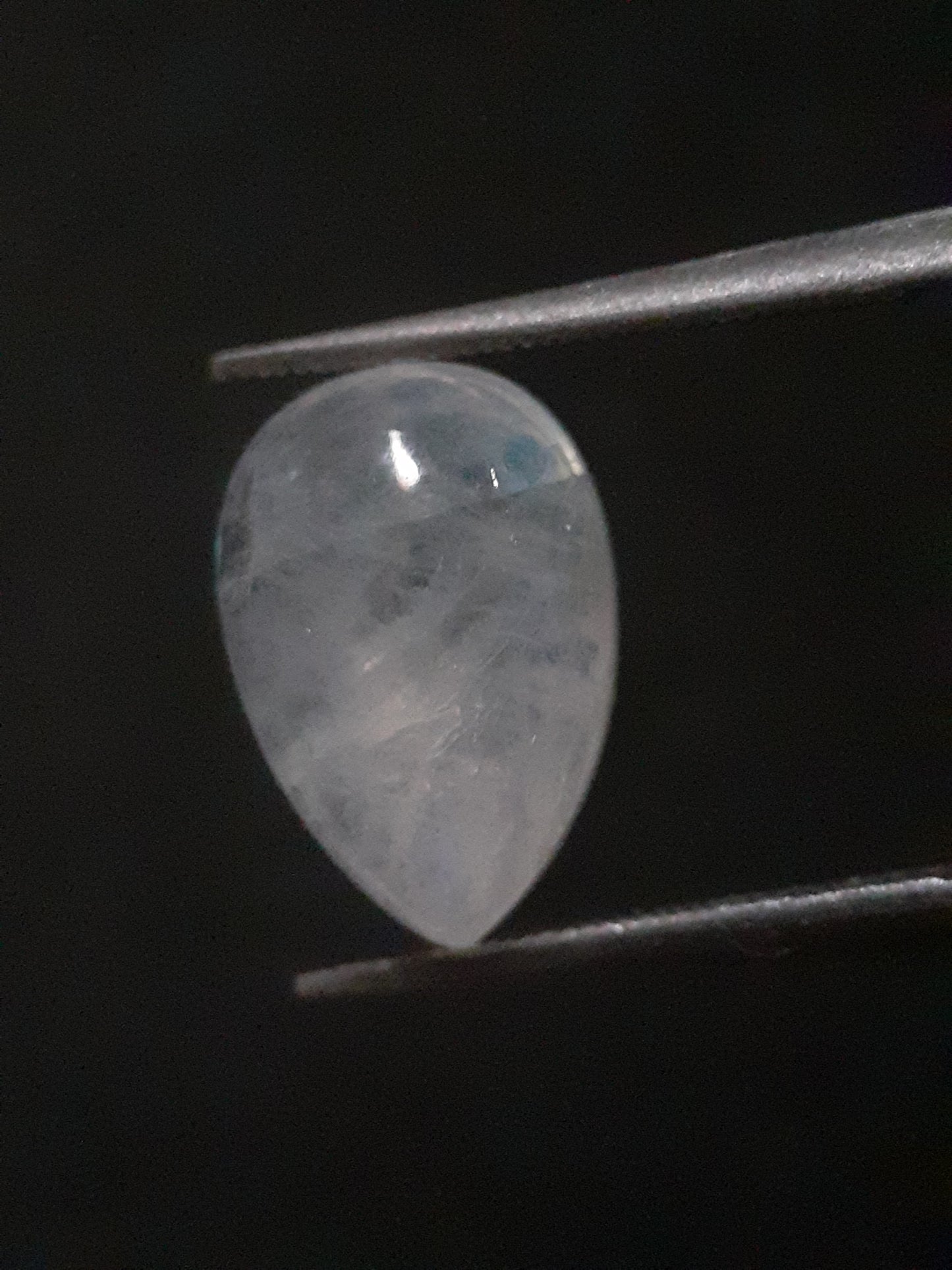 Natural Moonstone - yellow and blue adularescence - 3.304 ct - pear - Natural Gems Belgium