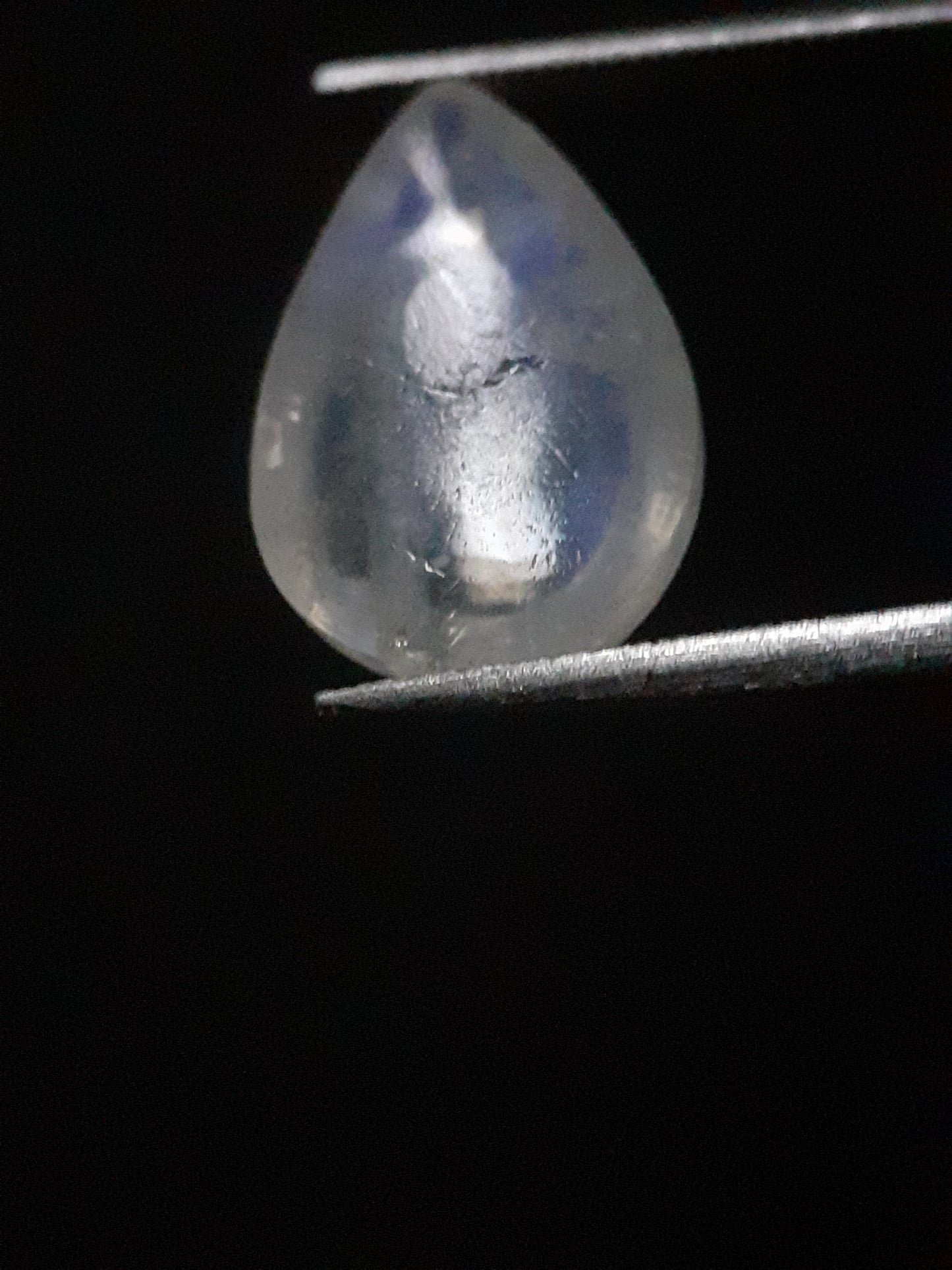 Natural Moonstone - blue adularescence - 4.540 ct - pear - Natural Gems Belgium