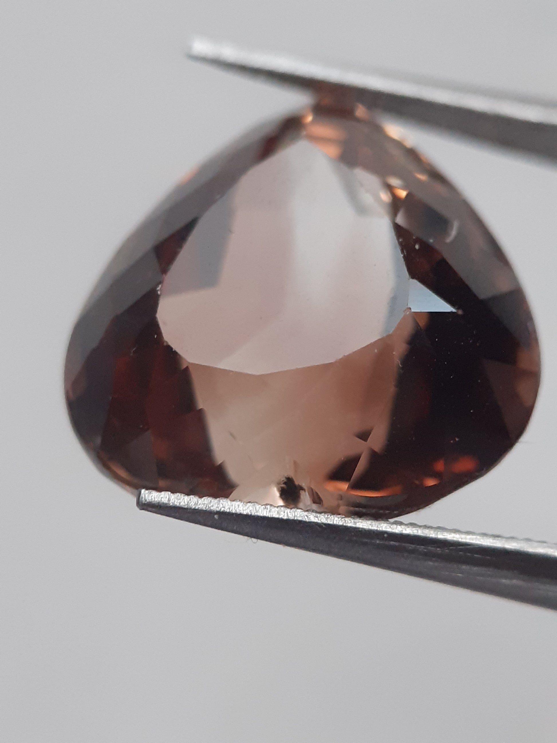 Natural orangey brown Whiskey Topaz - 12.765 ct - Heart - AAA grade - irradiated - certified natural - Natural Gems Belgium