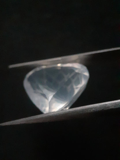 Natural Moonstone faceted - light bluish adularescence - 15.003 ct - Pear - Natural Gems Belgium