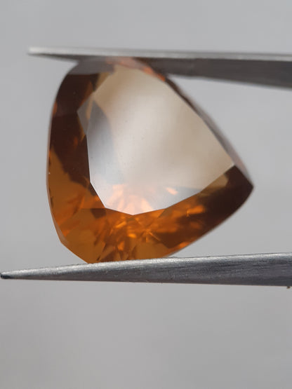 Natural honey color Citrine - 18.295 ct - pear - unheated - Natural Gems Belgium