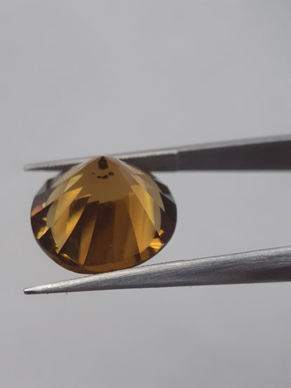 Natural honey yellow Citrine - 6.933 ct - round custom cut - yellow hues - Natural Gems Belgium