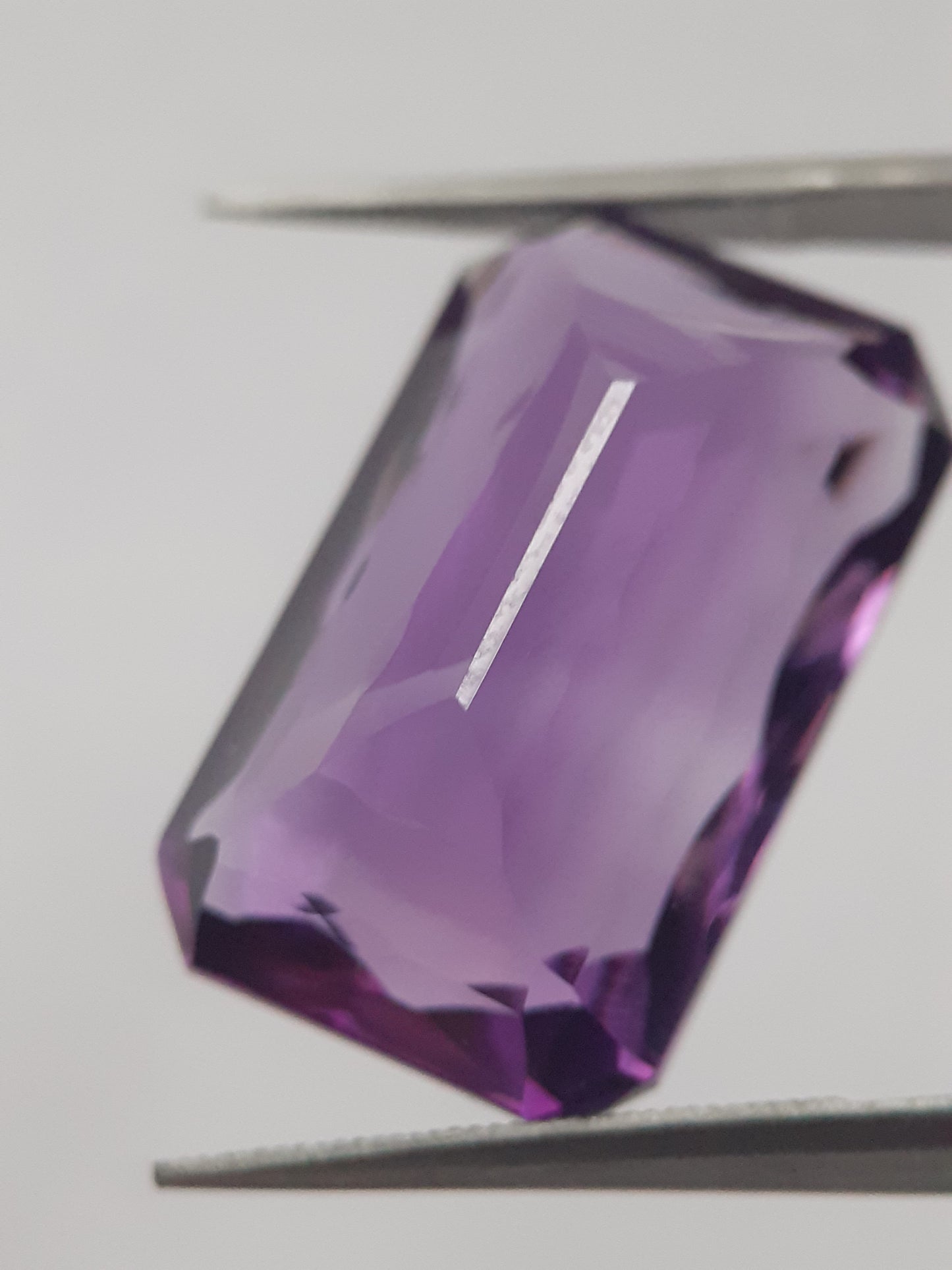 Natural deep purple Amethyst - 14.473 ct - octagon - unheated