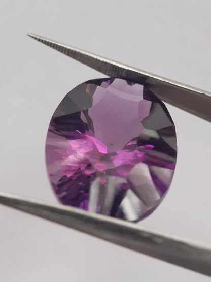 Natural medium purple Amethyst - 19.097 ct - oval - unheated