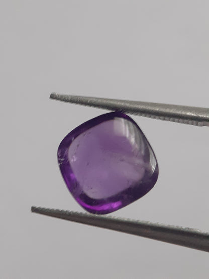 Natural purple Amethyst - 1.949 ct - cushion cabochon - 7.6 x 7.4 mm