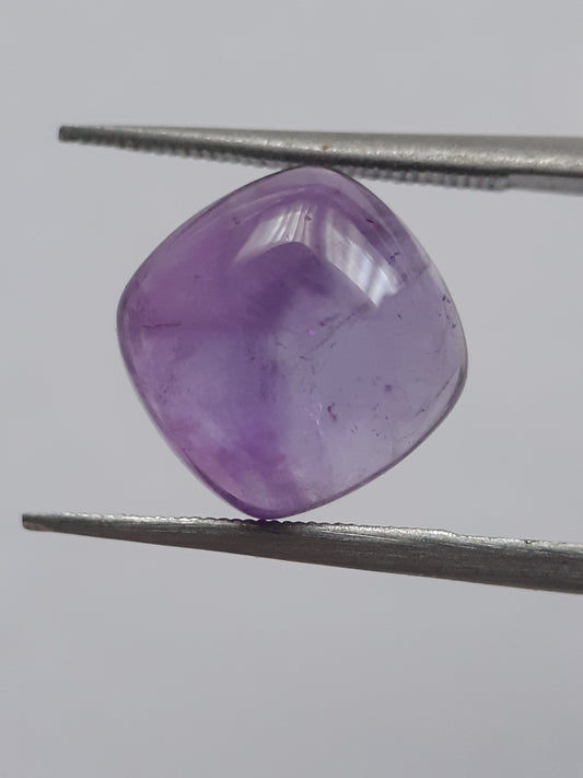 Natural purple Amethyst - 4.230 ct - cushion cabochon - 9.9 x 9.9 mm