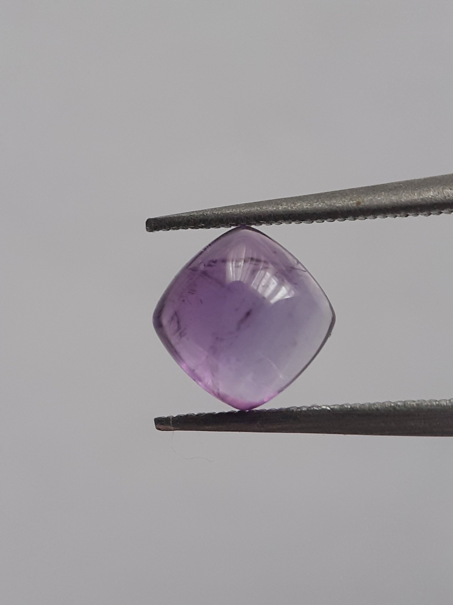 Natural purple Amethyst - 1.140 ct - cushion cabochon - 6.0 x 6.0 mm