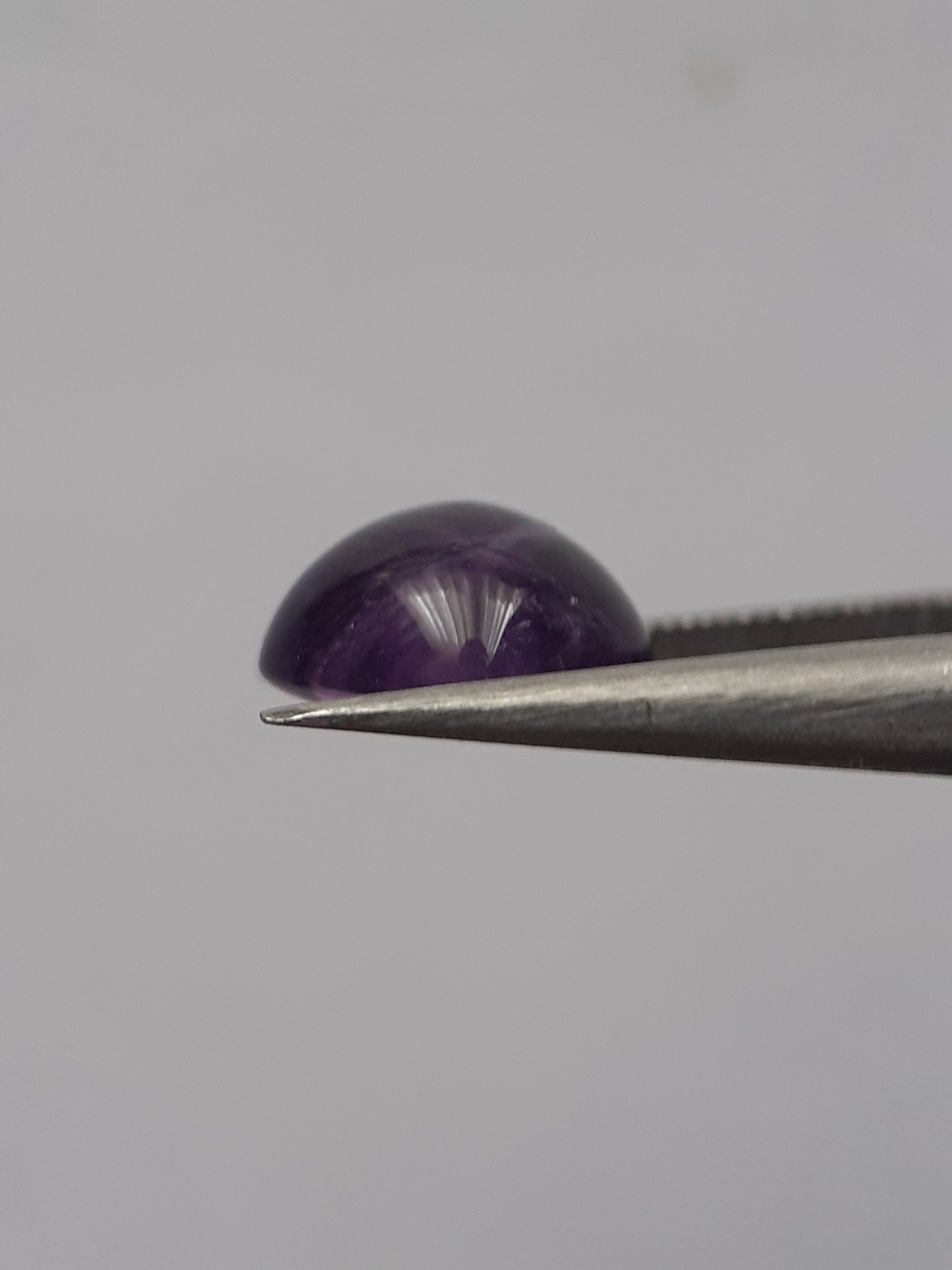 Natural purple Amethyst - 1.644 ct - cushion cabochon - 7.0 x 7.0 mm