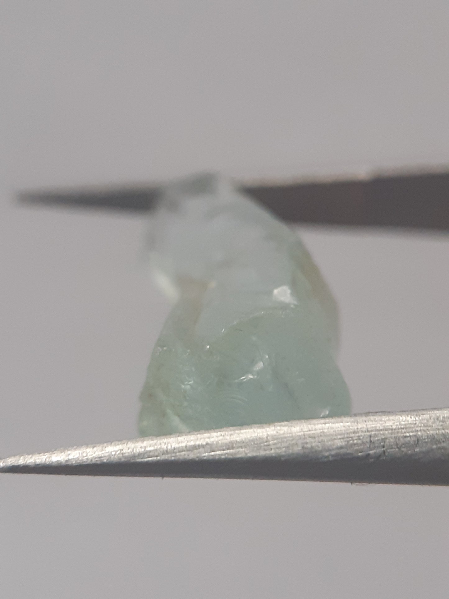 Natural greenish blue Aquamarine - 4.780 ct - Rough Gemstone - for faceting