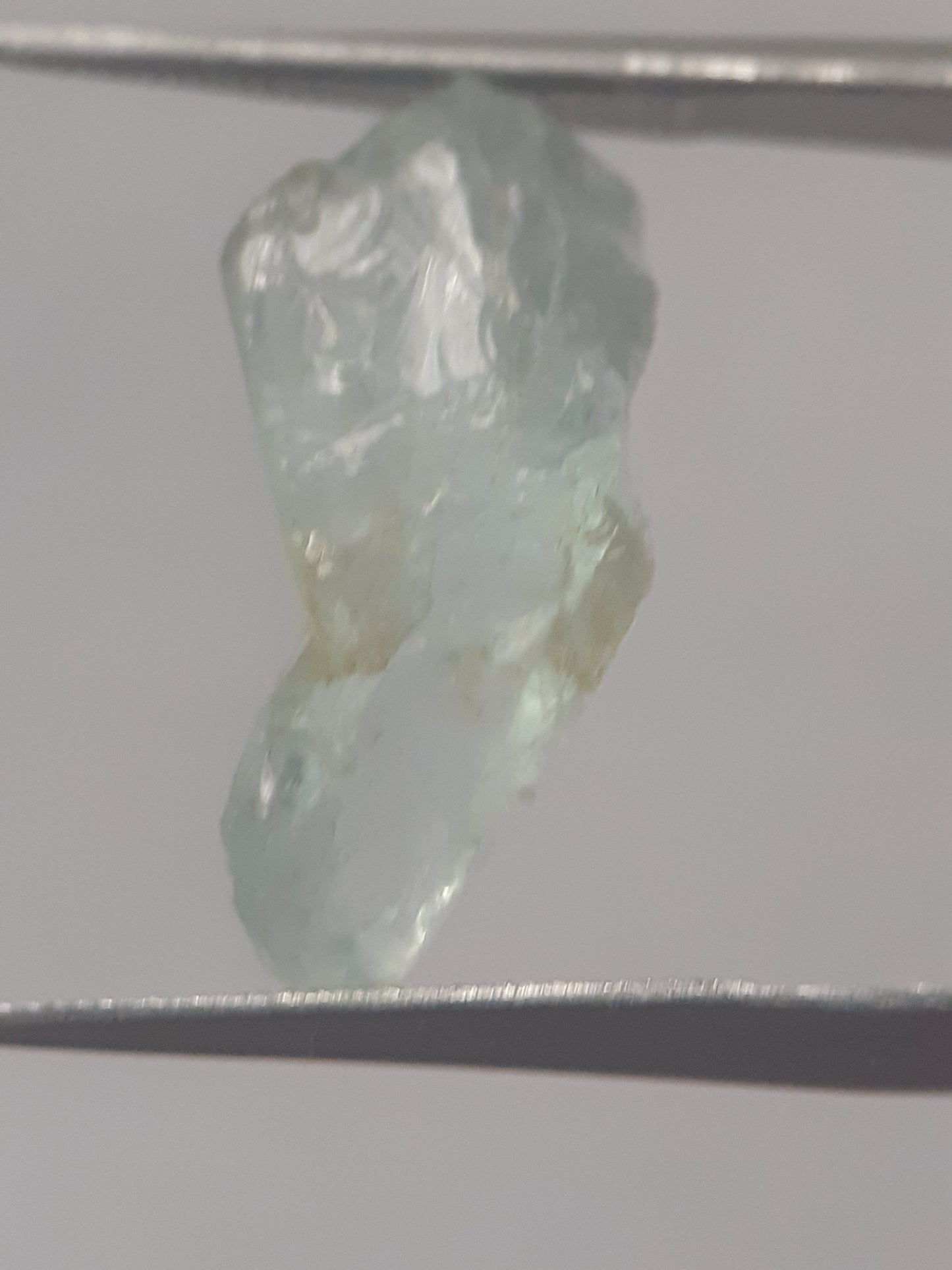 Natural greenish blue Aquamarine - 4.780 ct - Rough Gemstone - for faceting