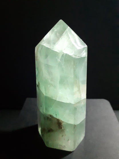 Green fluorite Tower - 10 cm high - Natural Fluorite crystal tower