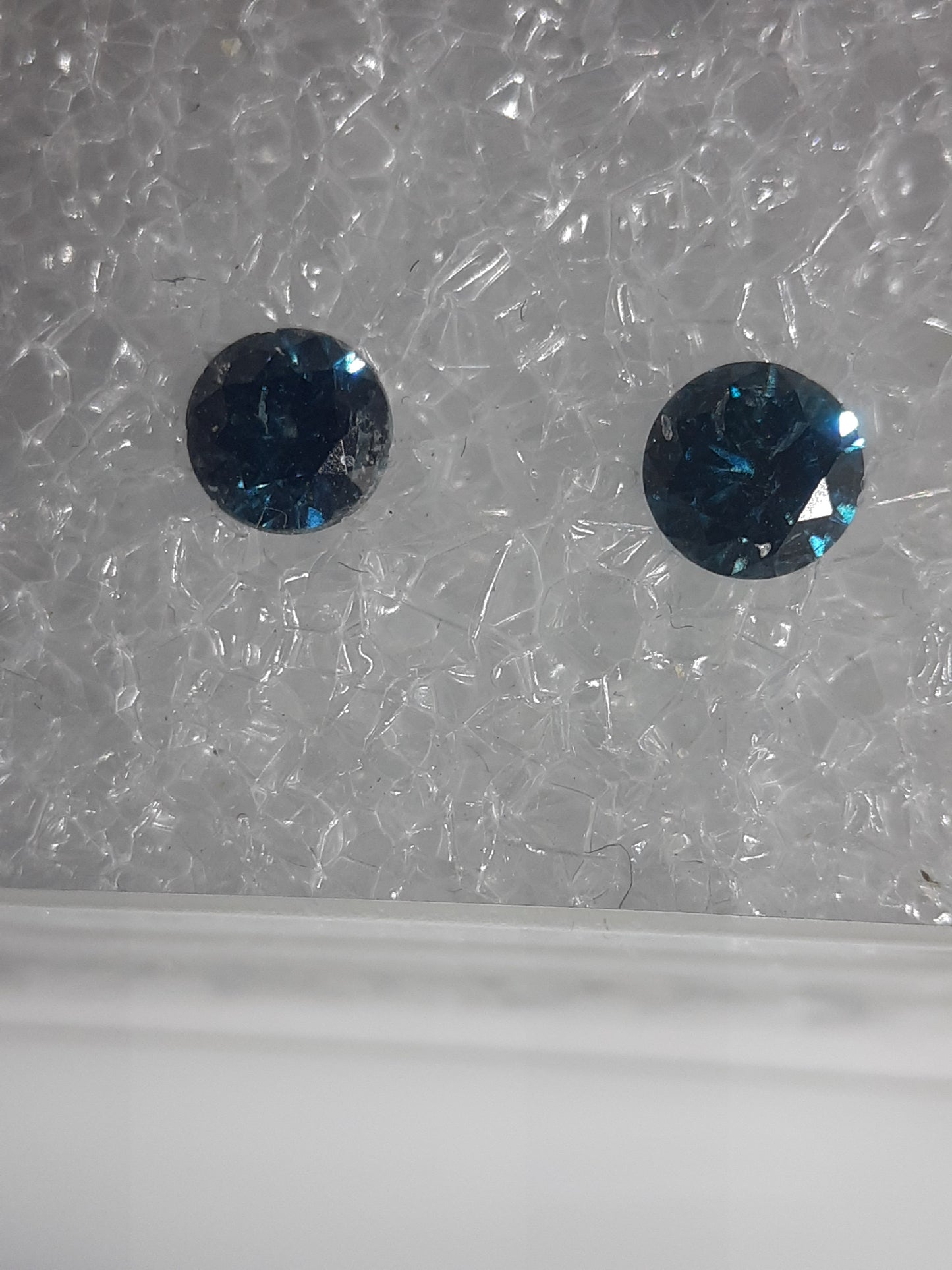 Pair of greenish grayish blue Diamonds - Round , 0.32 tcw, ALGT certified