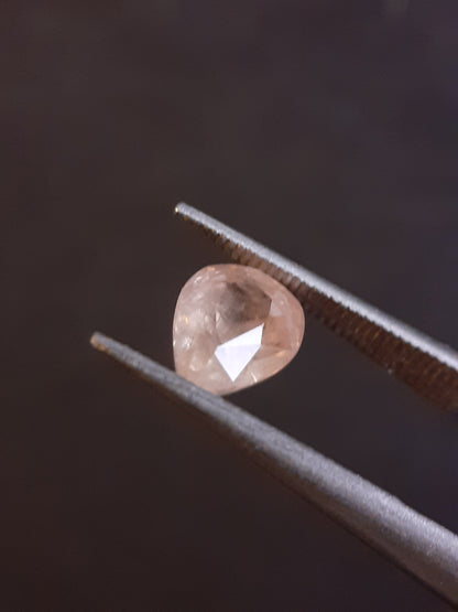 Natural brownish pinkish yellow sapphire - 1.13 ct - pear - heated