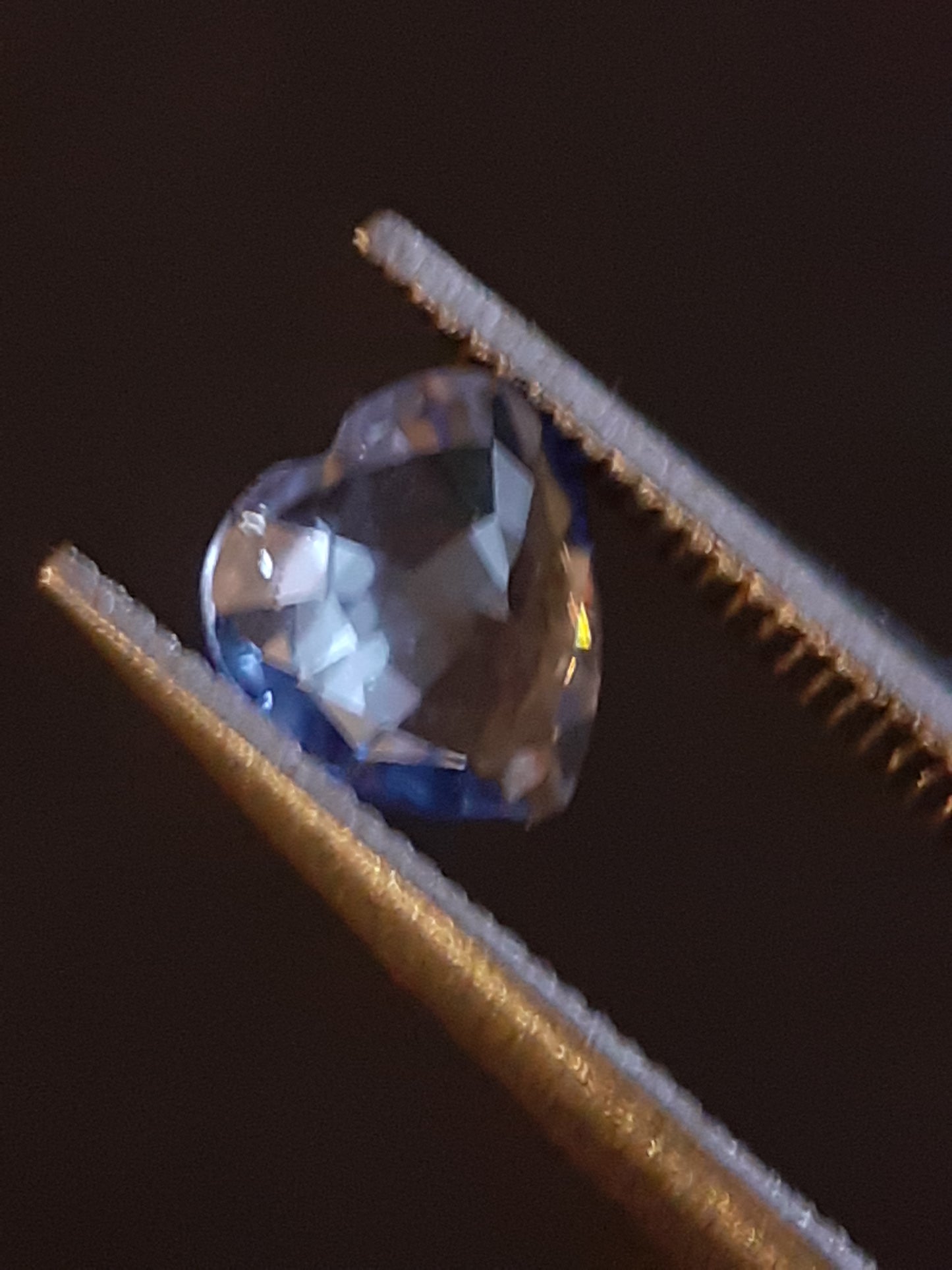 Natural light blue sapphire - 0.42 ct - Heart - heated - certified by NGB