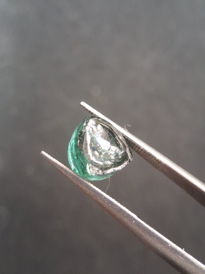 Rough tourmaline - for faceting or rough gemstone jewelry - 2.429 ct - greenish blue - Natural Gems Belgium