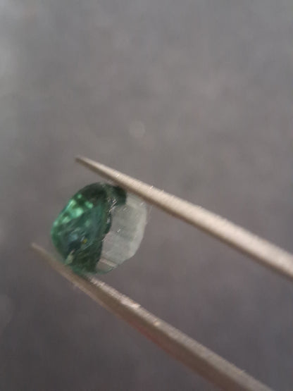 Rough tourmaline - for faceting or rough gemstone jewelry - 2.429 ct - greenish blue - Natural Gems Belgium