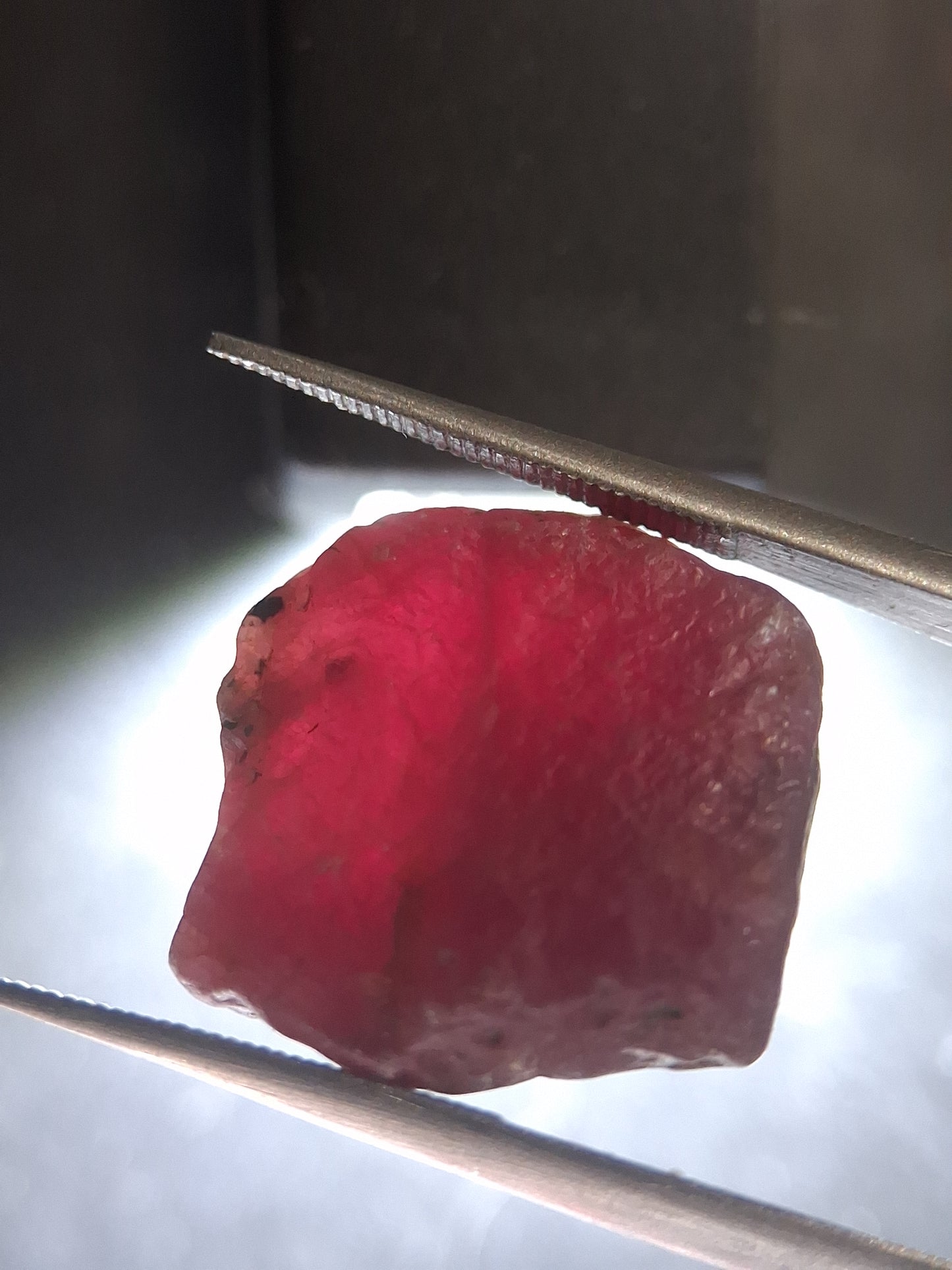 Natural Red Ruby - 23.603 ct - rough ruby - untreated - Africa - Natural Gems Belgium