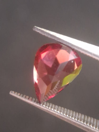 Natural Red Garnet - Rhodolite - 1.262 ct - pear - unheated- pinkish red - Natural Gems Belgium