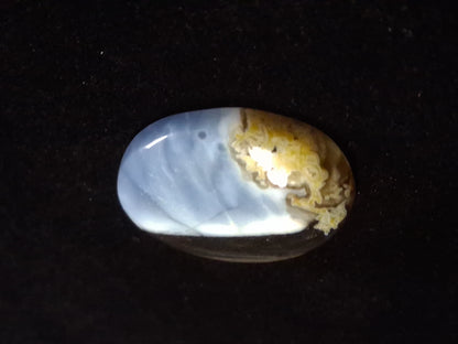 Natural Owyhee Blue Opal Cabochon - 35.224 ct - moss included - oval - landscape pattern