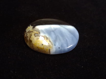 Natural Owyhee Blue Opal Cabochon - 35.224 ct - moss included - oval - landscape pattern