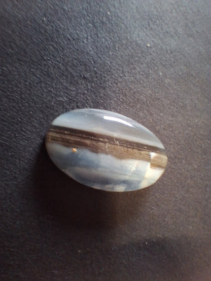 Natural Owyhee Blue Opal Cabochon - 20.658 ct - oval - scenic striped pattern