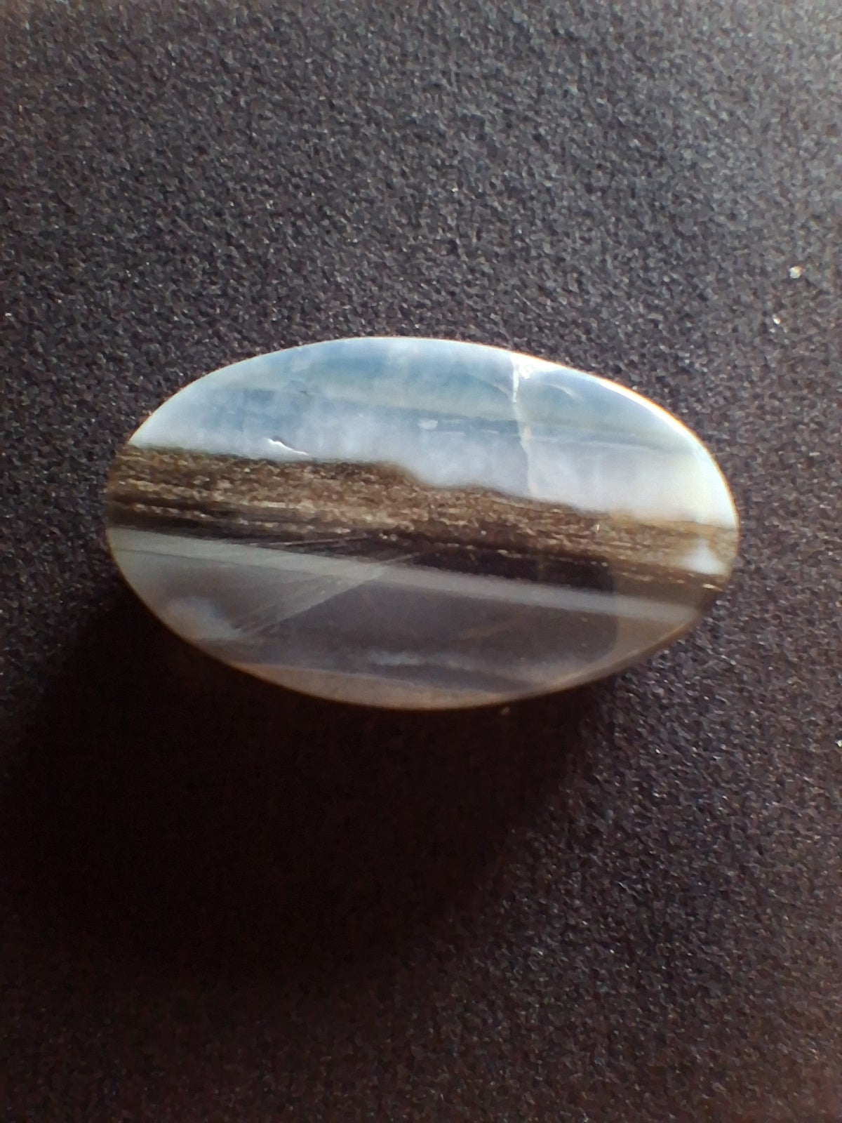 Natural Owyhee Blue Opal Cabochon - 20.658 ct - oval - scenic striped pattern